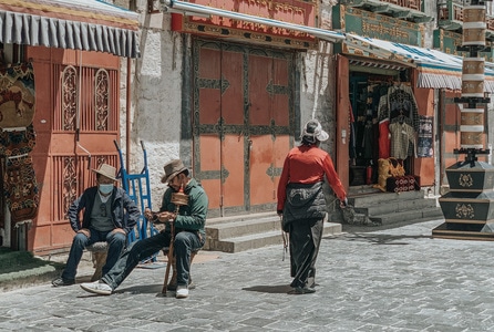 在路上-女摄影师-旅行摄影-旅行-生活 图片素材