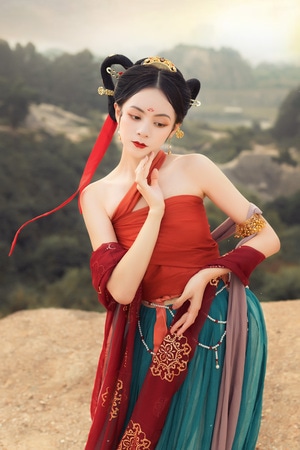 敦煌-古风-汉服写真-飞天-美人 图片素材