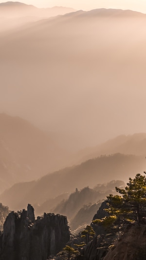 晨曦-日出-黄山-薄雾-朦胧 图片素材