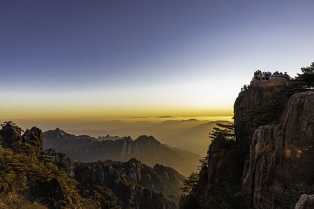 黄山-清晨-金色-日出-光明顶 图片素材