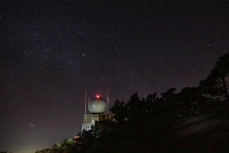 星空-黄山-光明顶-气象站-风景 图片素材