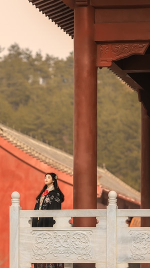 人像-古风-汉服-美女-你好2020 图片素材