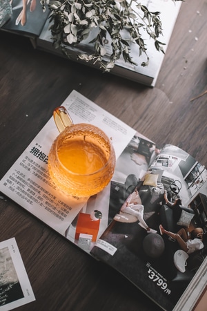 杂志-百香果酒-玻璃杯-下午茶-百香果酒 图片素材