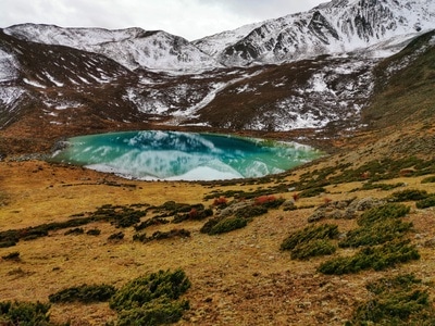 里索海-风光-风景-旅行-贡嘎雪山 图片素材