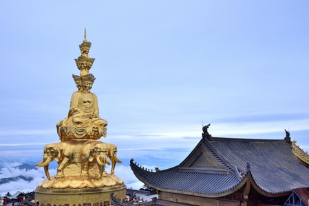 金顶-雕塑-雕像-佛教-金顶 图片素材