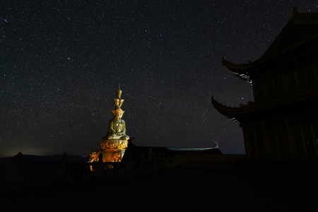 峨眉山-金顶-星空-夜景-金顶 图片素材