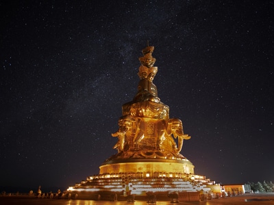 峨眉山-金顶-星空-夜景-金顶 图片素材
