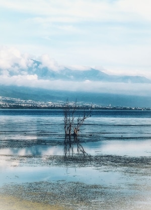 云南-大理-洱海-沙滩-海洋 图片素材