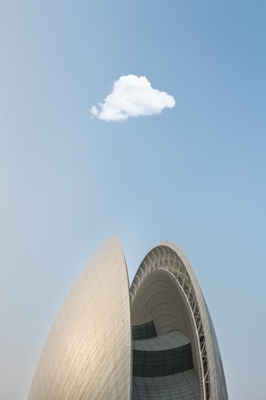 极简主义-天空-建筑-城市-蓝 图片素材