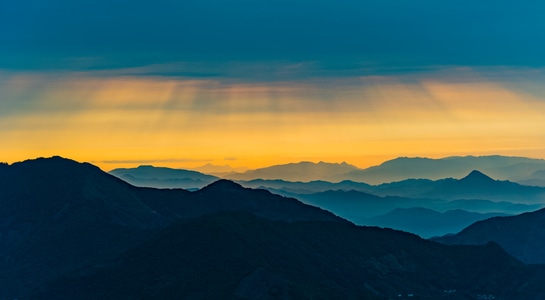 风景-日出-光芒-凤凰山-电脑传图 图片素材