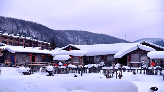 雪景-雪乡-风景-村庄-你好2020 图片素材