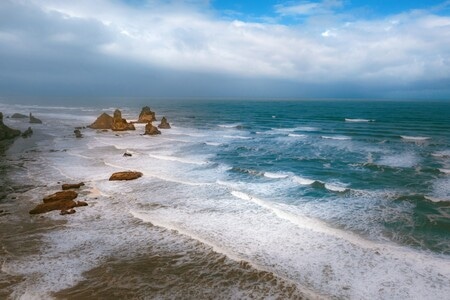 无人机-风景-航拍-海景-波浪 图片素材