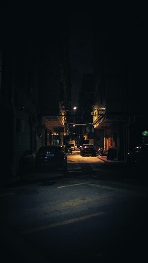 人文-安静-夜间-街拍-本来就是自然 图片素材