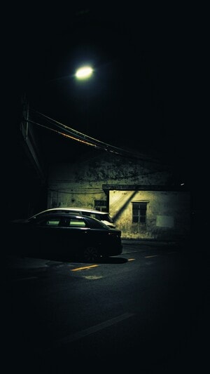 人文-安静-夜间-街拍-本来就是自然 图片素材