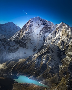 喜马拉雅山脉-自然风光-行走-风光摄影-人在旅途 图片素材