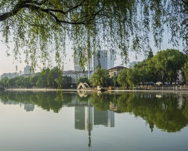 街拍-纪实-湖-湖泊-湖面 图片素材