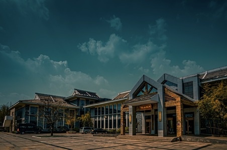 广角-风景-城市天际线-纪实-天锐山庄 图片素材