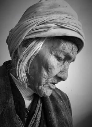 旅行-山上-人物-新疆-美女 图片素材