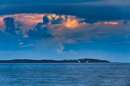 风光-大海-涠洲岛-霞光-乌云 图片素材