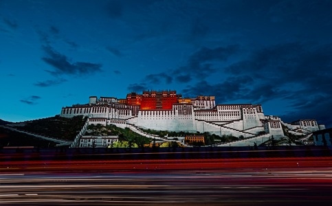 西藏-拉萨-布达拉宫-夜色-蓝调 图片素材