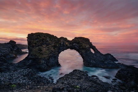 日出-冰岛-海蚀拱门-夏季-日出 图片素材