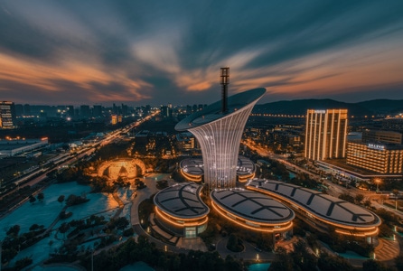 高楼-车流-夜景-城市-建筑 图片素材