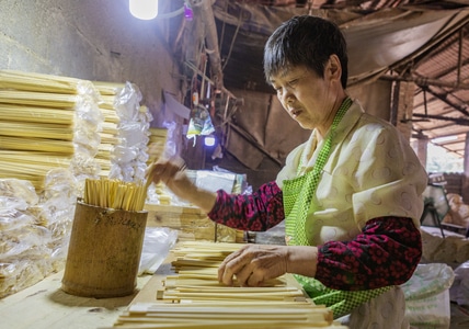 人文纪实-在路上-母亲节-人像-女人 图片素材