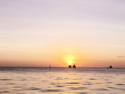 菲律宾长滩-海边-风帆-落日-手机摄影 图片素材