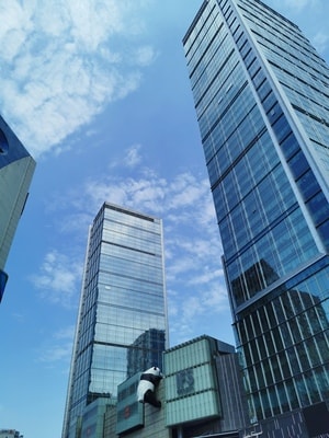 城市-天气-ifs国金中心-成都-建筑 图片素材