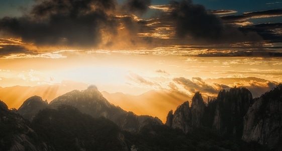 黄山-风光-后期-色彩-丁达尔 图片素材