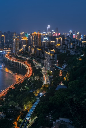 城市天际线-轻轨-旅行-蓝调-重庆 图片素材