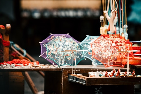 重庆-旅行-民国街-伞-纪念品 图片素材