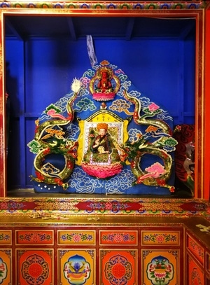你好七月-休闲旅拍-藏传佛教-酥油花-寺庙 图片素材