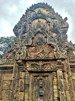 柬埔寨-旅行-古建筑-宫殿-女王宫 图片素材