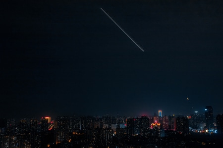 网红-城市-轨道-重庆-夜景 图片素材