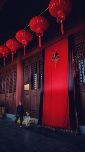 有趣的瞬间-人文-灯笼-寺庙-佛教 图片素材