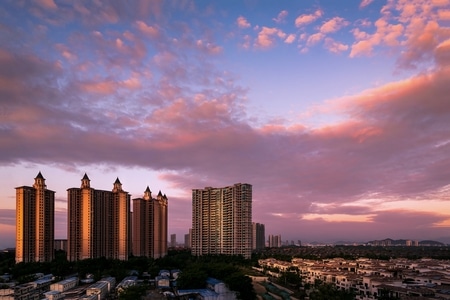 朝阳-彩霞-城市-城市风光-房屋 图片素材