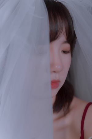 写真-室内-影棚-少女-可爱 图片素材