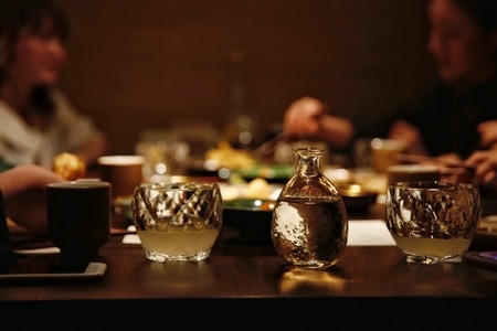 日料-美食-玻璃壶-玻璃杯-杯子 图片素材
