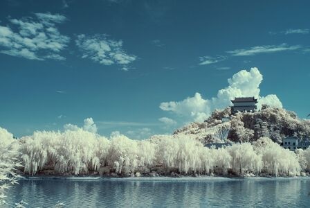 蓝天-红外摄影-季节-旅行-冬季 图片素材