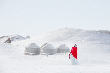 人像-乌兰布统-雪-你好2020-雪景 图片素材