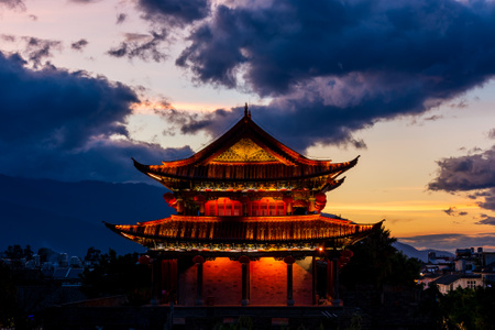 云南-大理-洱海门-夜景-洱海门 图片素材