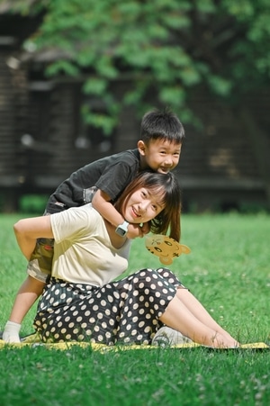 色彩-纪实-人像-男孩-女人 图片素材