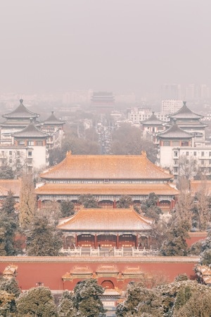 旅行-纪实-红色-雪-冬雪 图片素材