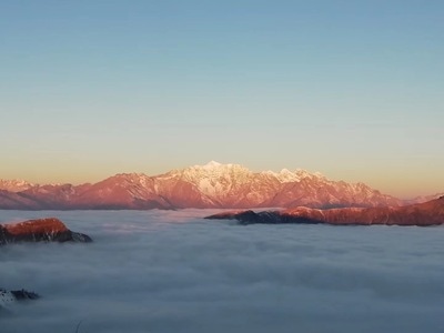 四人同-星空、云海、日出-在路上-观景台-四人同 图片素材