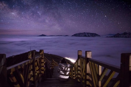 在路上-达瓦更扎-最好的观景平台-看日照金山-风景 图片素材