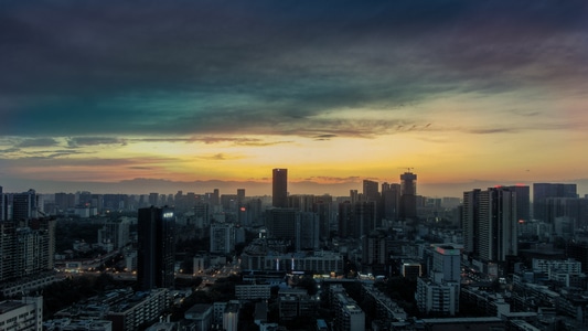 成都市-爬楼党-剪影-高空-爬楼 图片素材