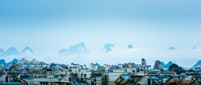 风光-群峰-云雾-风景-房屋 图片素材