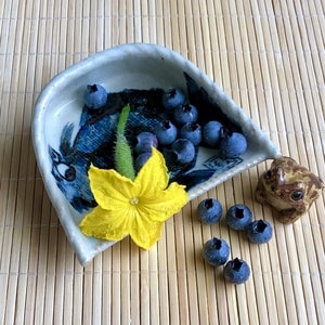 花-茶具-静物-蓝莓-食物 图片素材
