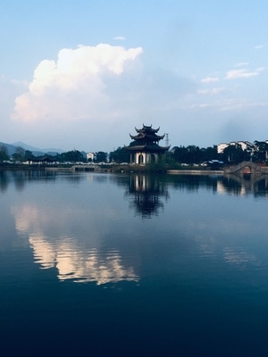 婺源包车旅游15079383529-旅游、摄影向导-专车接送站-湖泊-湖面 图片素材